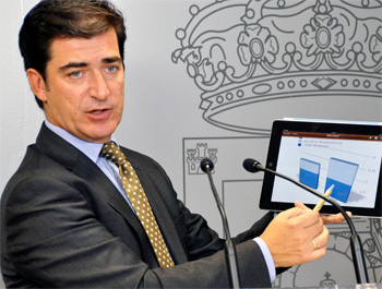 El concejal de Economía y Hacienda, Miguel Ángel Poveda, ha presentado la propuesta de modificación de las Ordenanzas Fiscales 2013; 